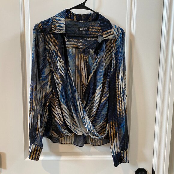 Bebe Multicolor Print Crossover Twist Front Top Size Medium - Picture 1 of 9